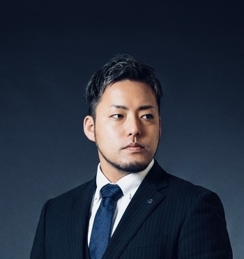 山崎　拓也
