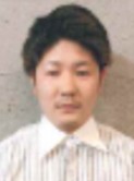 村尾　海